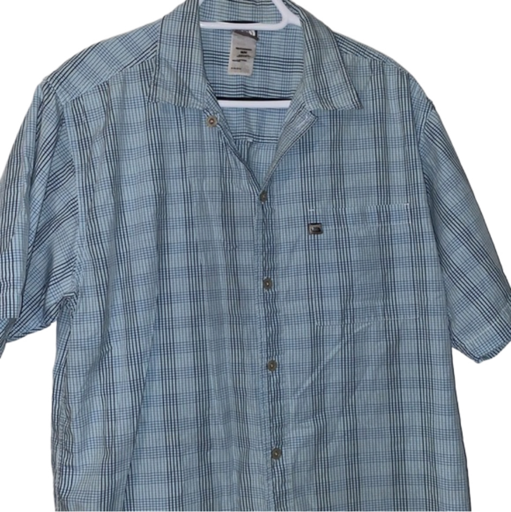 3/$30 The North Face Shirt